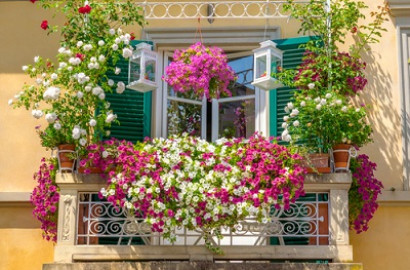 20 Small Balcony Garden Ideas For An Apartment In The City