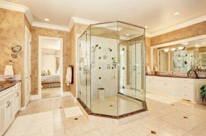 15 Bathroom Glass Designs For The Shower Cubicle