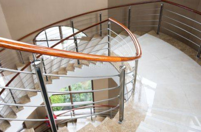 Use These 20 Tips to Create the Perfect Stair Design for Small House