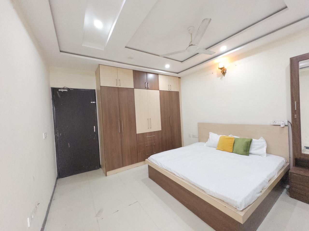 3BHK Luxurious Fully Furnished Flat with Outdoor Sitting – Civil Lines, Jaipur